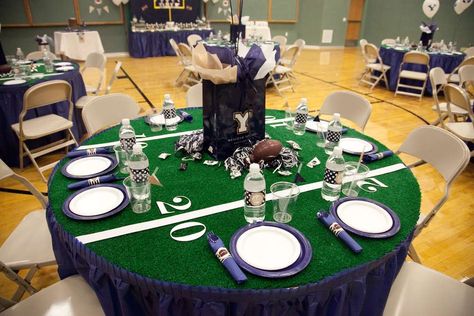 Tailgating Setup, Planning Sport, Football Themed Party, Football Banquet, Sports Banquet, Football Baby Shower, Football Theme Party, Football Cheer, Football Birthday Party