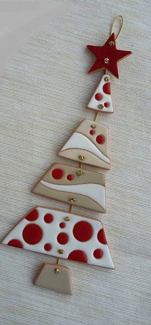 Christmas Pottery, Clay Christmas Decorations, Ceramic Christmas Decorations, Pottery Ornaments, Polymer Clay Christmas, Clay Christmas, Christmas Clay, Clay Crafts Air Dry, Clay Ornaments