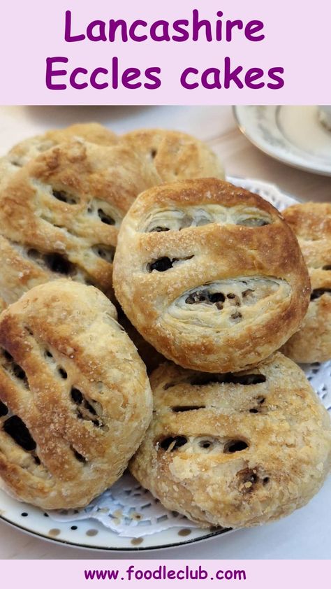 A pile of Eccles cakes on a plate. Eccles Cakes Recipe, English Pastries, British Pastry, Scottish Dundee Cake, English Cake Recipe, Dundee Cake Recipe, Eccles Cakes, Dundee Cake, Pastry Squares