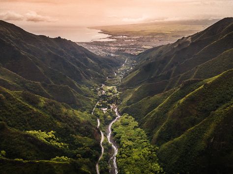 -GoHawaii

#wonders #hawaii #naturalwonders #naturalwonder #gohawaii Maui Travel Guide, Maui Tours, West Maui, Waimea Canyon, Maui Travel, Beautiful Hikes, Island Tour, Park Photos, Maui Hawaii