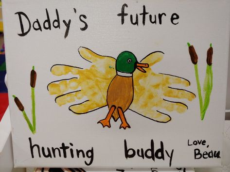 Hunting Father’s Day Craft, Hunting Crafts For Kids, Feetprint Art, Baby Crafts For Dad, Preschool Spring Crafts, Spring Crafts For Preschoolers, Spring Art For Kids, Diy Father's Day Gifts From Baby, Duck Craft