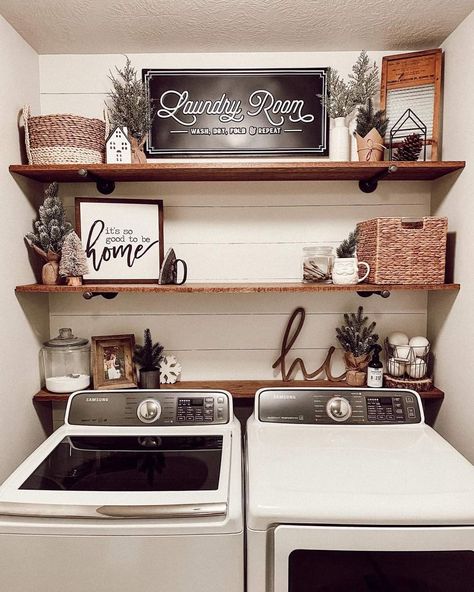 Western Theme House Ideas, Western Home Decor Ranch Style Interior Design, Modern Western Home Decor Kitchen, Trailer Laundry Room Ideas, Farmhouse Western Kitchen, Double Wide Interior Decorating, Western Boho Kitchen Ideas, Simple Western Bathroom Ideas, Western Trailer House Ideas