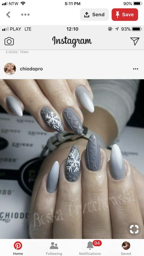 Grey Nail Designs, French Pedicure, Nine Inch Nails, Unghie Nail Art, Nail Colors Winter, Nagellack Trends, Christmas Nail Art Designs, Gray Nails, Winter Nail Art