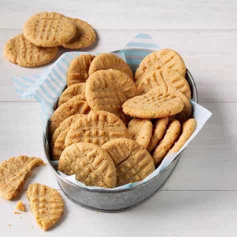 Honey-Peanut Butter Cookies Peanut Butter Cookies With Honey, Peanut Butter Honey Cookies, Cookies With Honey, Peanut Butter And Honey, Peanut Butter Kiss Cookies, Healthy Peanut Butter Cookies, Vegan Peanut Butter Cookies, Butter Sandwich, Peanut Butter Blossom Cookies