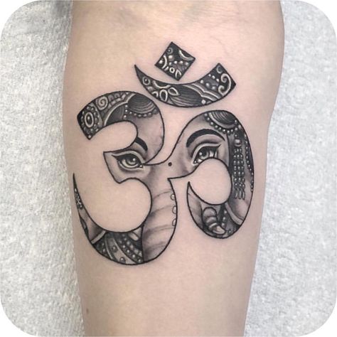 Ganesha Om Tattoo, Om Tattoo Color, Om Tattoo Design Women, Ganesha Tattoo Mandala, Indian Elephant Tattoo, Aum Tattoo, Frost Diamond, Ohm Tattoo, Maa Tattoo Designs