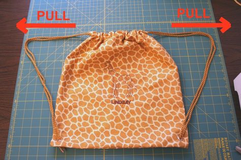 Drawstring Backpack Pattern, Drawstring Backpack Tutorial, Drawstring Bag Tutorials, Backpack Sewing, Backpack Tutorial, Cinch Sack, Cinch Bag, Backpack Pattern, Sewing Purses