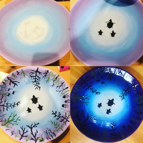 Pottery painted sea floor plate Potter Painting Bowl, Pottery Painting Ideas Landscape, Easy Paint Your Own Pottery Ideas Plates, Pottery Painting Beach, Paint A Plate Ideas, Paint A Plate, Turtle Pottery Painting, Pottery Painting Waves, Plate Pottery Painting