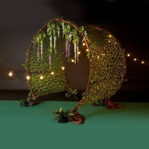 Diy Enchanted Forest Decor Prom, Prom Venue Decoration, Flower Tunnel, Garden Tunnel, Prom Venues, Enchanted Forest Prom, Enchanted Forest Decorations, Parade Float Supplies, Enchanted Forest Party