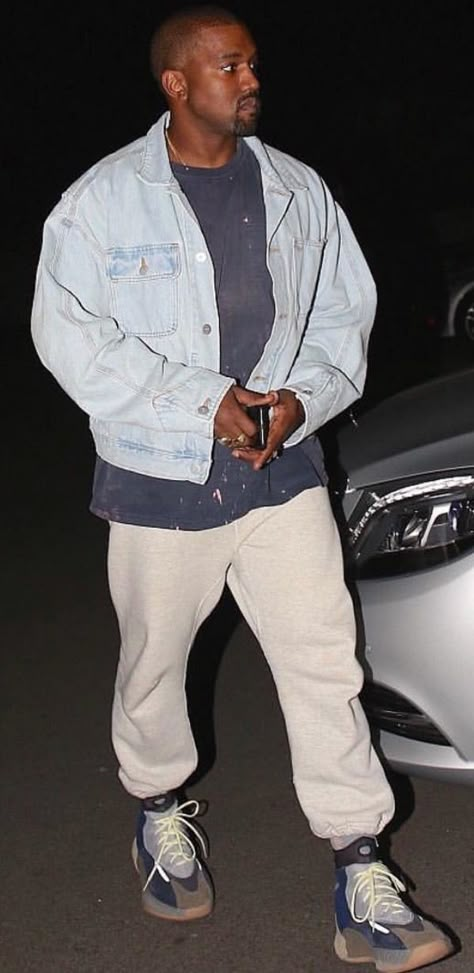 #KanyeWest #Adidas Desert Boots Outfit, Yeezy Sweater, Kanye Style, Kanye West Outfits, Kanye Fashion, Kanye West Style, Yeezy Fashion, Yeezy Outfit, Dapper Dudes