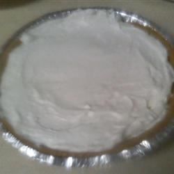 No-Bake Cheesecake with Sour Cream Keebler No Bake Cheesecake Recipe, Keebler Cheesecake Recipe, Cheesecake With Sour Cream, Marshmallow Cheesecake, Gram Cracker, Best No Bake Cheesecake, Sour Cream Recipe, Sour Cream Cheesecake, Snickers Cheesecake