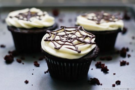 Halloween Chocolate Spiderweb Cupcakes - Broma Bakery Spider Web Cupcakes, Spiderweb Cupcakes, Sweet And Spooky, Chocolate Peanut Butter Cupcakes, Broma Bakery, Caramel Frosting, Decadent Chocolate Cake, Vintage Baking, Halloween Chocolate