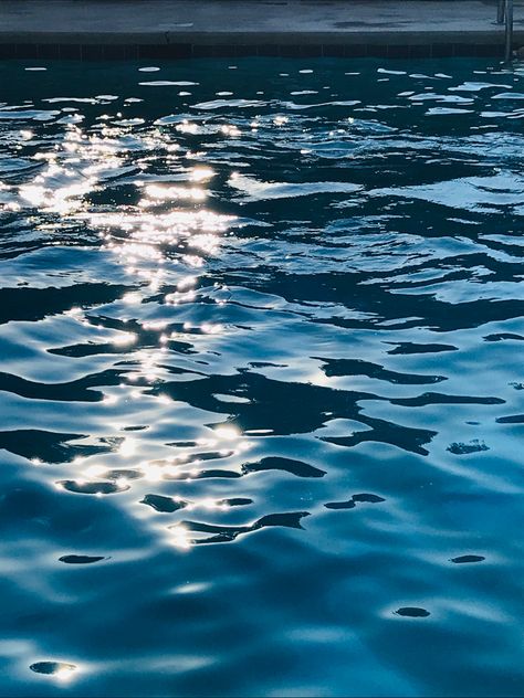 Water Waves Photography, Water Painting Reference, Water Reference Photos, Water Surface Photography, Water Reference, Ocean Reflection, Water Inspiration, Ocean Texture, Water Images