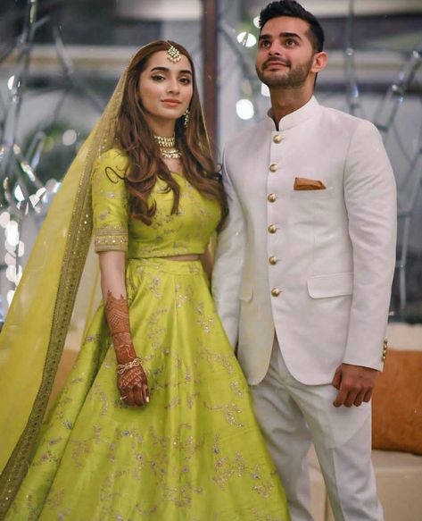 The engagement ceremony is one of the most important pre wedding function and you do want to look your best on this day! #outfits #coupleoutfits #indiancoupleoutfits #indiancoupleoutfitideas #engagement #engagementceremony #engagementceremonyindian #indianoutfits #bridaloutfits #sherwani #sangeetoutfits #traditionalindian #engagementoutfitsindiancouple Engagement Outfit Ideas Indian Women, Indian Engagement Outfit, Natasha Khan, Lehenga Color Combinations, Engagement Dress For Groom, Engagement Dress For Bride, Reception Outfits, Indian Engagement, Engagement Look