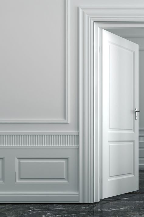 Wainscoting Styles: Half Wall, Board and Batten, Entryway, Dining Room-Sunlitspaces.com White Door Design, Lambriseringen Gang, Wainscoting Ideas, Wainscoting Styles, Diy Wainscoting, Wall Molding, Design Wood, Farmhouse Style House, Wow Factor