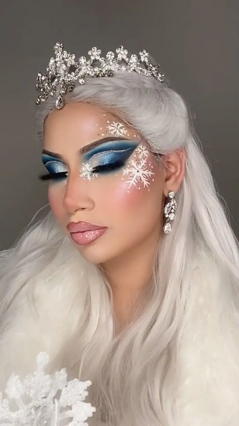 Halloween Elsa Makeup, Ice Princess Makeup Snow Queen, Elsa Frozen Makeup Look, Ice Princess Rave Outfit, Frozen Make Up, Elsa Inspired Makeup, Fire And Ice Makeup Looks, Ice Fairy Makeup, Elsa Halloween Makeup