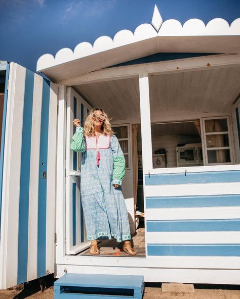 What to Wear to the British Seaside in 6 Easy Outfits | Who What Wear UK British Seaside Outfit, Uk Beach Outfit, Coast Dresses Uk, Seaside Uk, Seasalt Cornwall Dress, Jumper Outfits, Newquay Cornwall, Beach Bbq, Simple Sandals