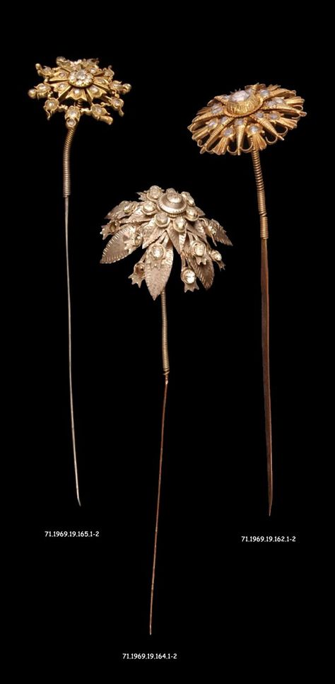 Indonesia - Java Island, Jakarta | Three hair pins from a headdress of a Orang Betawi bride; silver, gilt silver, glass.  // ©Quai Branly Museum. Indonesian Jewelry, Crystal Crown Tiaras, Java Island, Indonesian Art, Heritage Jewellery, Crystal Crown, Korean Girl Fashion, Silver Glass, Jewelry Pins