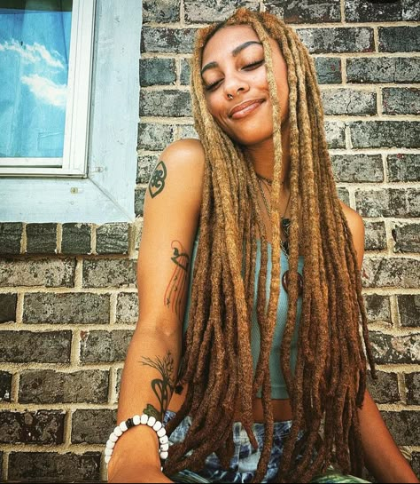 Long Locs Natural Hair, Hickory Locs, Rasta Dress, Girl Locs, Blonde Locs, Women Locs, Loc Appreciation, Colored Locs, Long Locs