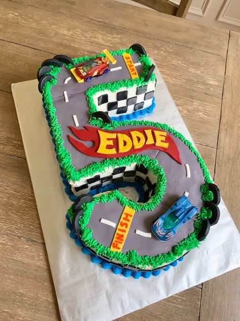 5th birthday cake 5 Year Birthday Cake Ideas Boys, 5th Birthday Cakes For Boys, Fifth Birthday Cake, Hot Wheels Themed Birthday Party, Wheels Cake, Hot Wheels Cake, Hotwheels Birthday Party, 5th Birthday Cake, Hot Wheels Birthday