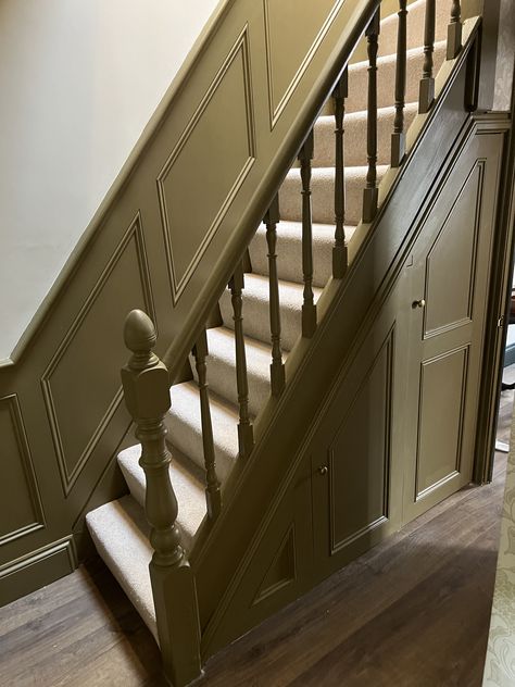 Panelling Stairs Stairways, Exposed Staircase Living Rooms, Victorian Bannister, Stair Wainscoting, Traditional Panelling, Victorian Panelling, Stair Bannister, Victorian Staircase, Valley House