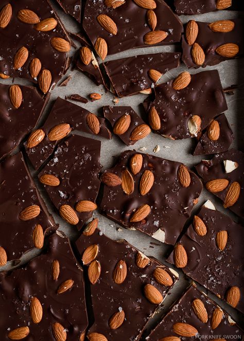 Peppermint Brownie Bites, Dark Chocolate Almond Bark, Chocolate Bark Recipe, Peppermint Brownies, Dark Chocolate Almonds, Cutout Sugar Cookies, Almond Bark, Bark Recipe, Chocolate Almond