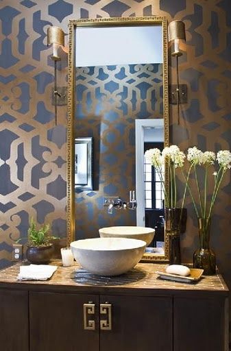 From Funky to Functional: 25 Surprising Powder Room Designs Beautiful Powder Rooms, Powder Room Design, Bad Inspiration, Wallpaper Accent Wall, Powder Bath, Bathroom Wallpaper, Room Wallpaper, Stencils Wall, Room Bathroom