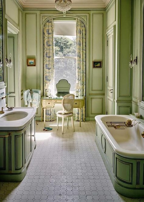 French Country Bathroom, Serene Bathroom, Old Mansion, Gorgeous Bathroom, Dark Kitchen Cabinets, Living Room Decor Apartment, Dream House Decor, Interior Design Trends, Dream Home Design