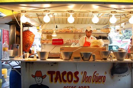 Tacos al pastor, check out this delicioso article http://www.ediblegeography.com/eating-the-street/# Enterprise Ideas, Lamb Gyros, Brisket Tacos, Tacos Mexicanos, Taco Shop, Food Stand, Tacos Al Pastor, Mexican Street Food, Taco Stand