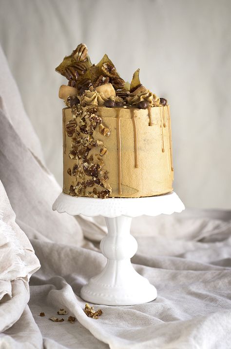 Muscovado Pecan Cake with Cream Cheese Frosting - The Kate Tin Caramel Pecan Cake, Cake With Pecans, Drippy Cakes, Spectacular Cakes, Butter Pecan Cake, Baking Journal, Drizzle Cake, Spiced Pecans, Cake Pop Recipe