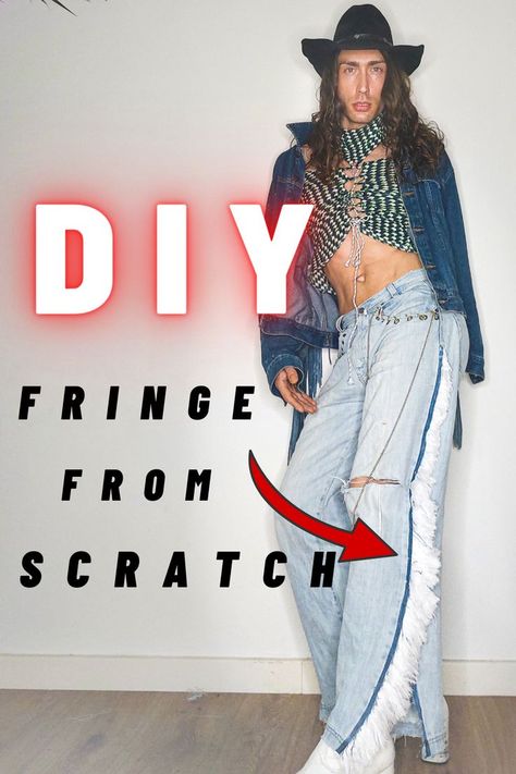 cowboy style fringe is added to the outer sideseam of a jeans. The fringed fashion look is created from a cone of sewing thread. The refashioned jeans include decorative eyelets around the pockets, fringe trimming down the legs and a slit in the lower leg. Diy Fringe Jeans, Make Fringe, Thrift Flip Clothes, Tik Tok Fashion, Boring Outfits, Diy Fringe, Fringe Pants, Upcycling Fashion, Textile Inspiration