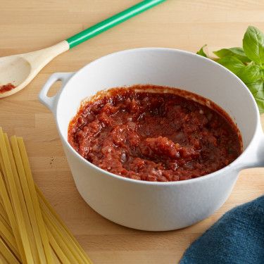 Marinara Sauce by Ina Garten Marinara Recipes, Basic Pasta Sauce, Pasta And Sauce, Marinara Recipe, Marinara Sauce Recipe, Ina Garten Recipes, Marinara Sauce Homemade, Homemade Marinara, Pasta Sauces