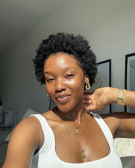 Big Chop Natural Hair, Short Afro Hairstyles, Short Natural Curly Hair, Twa Hairstyles, Natural Hair Cuts, Natural Hair Stylists, Natural Hair Short Cuts, Quick Natural Hair Styles, Beautiful Natural Hair