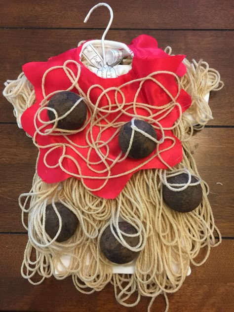 Baby spaghetti and meatballs costume homemade holla! Infant Spaghetti And Meatball Costume, Spaghetti Halloween Costume, Baby Spaghetti Costume, Diy Food Costumes For Kids, Spaghetti And Meatballs Costume, Pasta Costume, Spaghetti Costume, Homemade Baby Costumes, Homeade Halloween Costumes