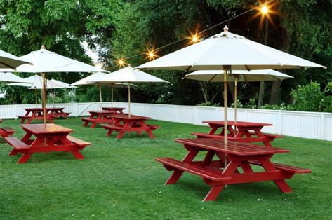 picnic tables Food Truck Outdoor Seating Ideas, Meja Outdoor, Painted Picnic Tables, Picnic Restaurant, Picnic Table With Umbrella, Modern Restaurant Design, Outdoor Restaurant Design, Food Park, Backyard Picnic