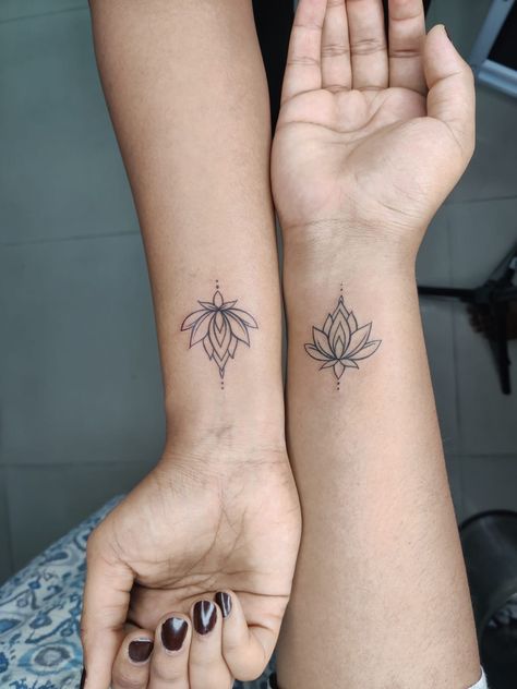 Lotus twin tattoo for friends Child Tattoo Ideas For Women, Child Tattoo Ideas, Tattoo For Friends, Child Tattoo, Lost Tattoo, Twin Tattoos, Mark Tattoo, Tattoo Ideas For Women, Tattoos For Kids