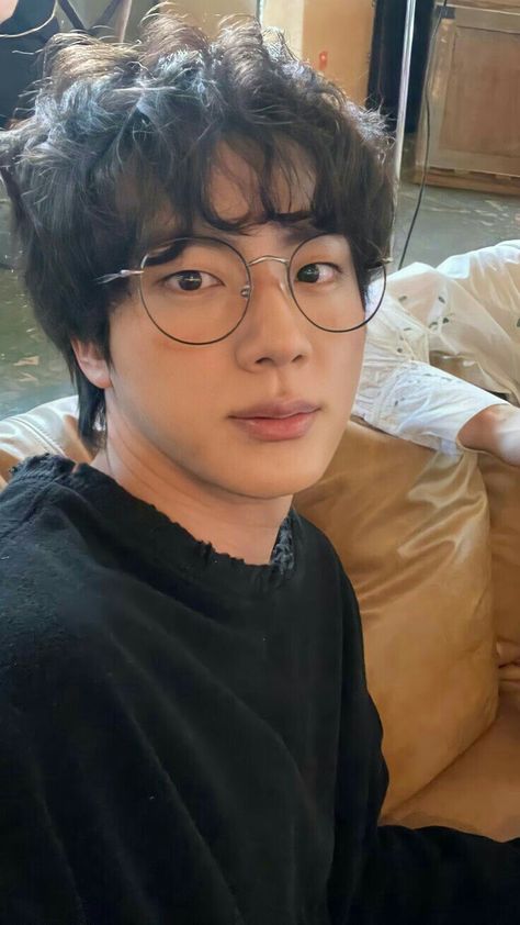 Jin Kim Seokjin Cute, Jin Instagram, Kim Jin, Seokjin Bts, Bts Chibi, Worldwide Handsome, Bts Jin, Bob Marley, Foto Bts