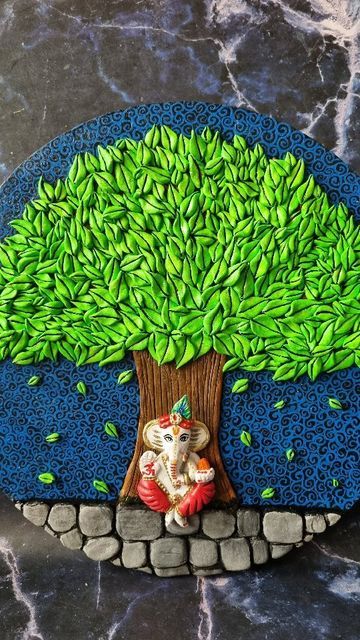 Ganesh Craft, Clay Mural Art, Lippan Kaam, Clay Canvas, Lippon Art, Lipan Art, Madhubani Paintings, Diy Crafts Love, Lippan Art