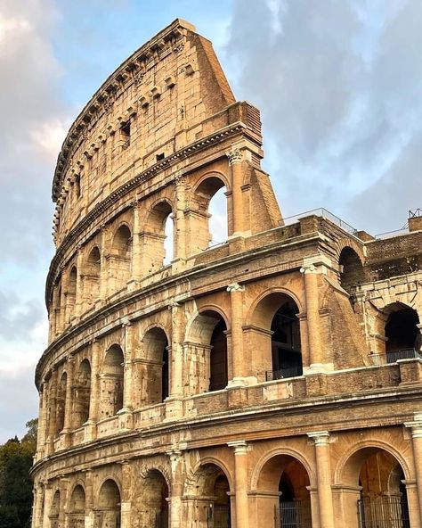 Roma 
Travel 
Coliseum Romano 
Coliseo 
Romano Rome Coliseum, Rome Italy Colosseum, Architecture Drawing Sketchbooks, Pokemon Fusion Art, Colosseum Rome, Famous Monuments, Art Movements, Fusion Art, The Colosseum