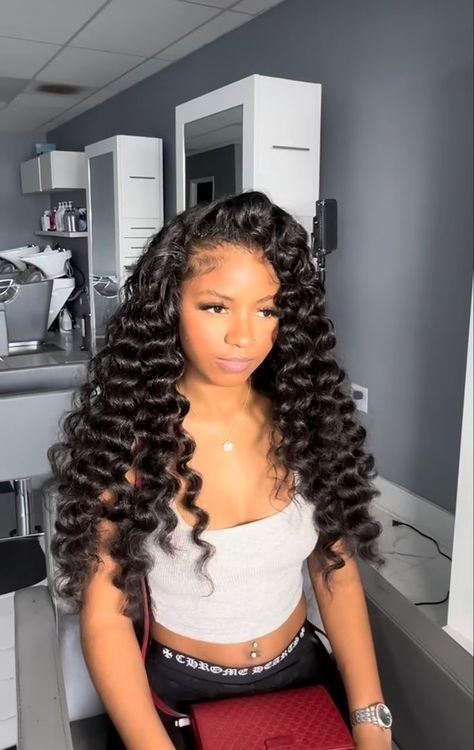 Quick Weave Wand Curls, Side Part Wand Curls Weave, Flipover Quickweave, Flip Over Quick Weave, Middle Part Curls, Vacay Pics, Homecoming 2024, Hair Wand, Frontal Wig Hairstyles