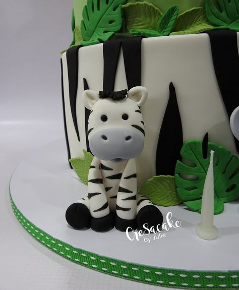 Zebra Cake Topper, 1st Bday Cake, Zebra Birthday, Zebra Cake, Bday Cake, Wild Game, 1st Bday, Themed Party, Birthday Cakes