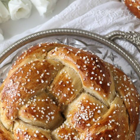 Kosher Food List, Yom Kippur Recipes, Shabbat Recipes, Bag Of Holding, Kosher Food, High Holidays, Eating Light, Darkest Night, Jewish Heritage