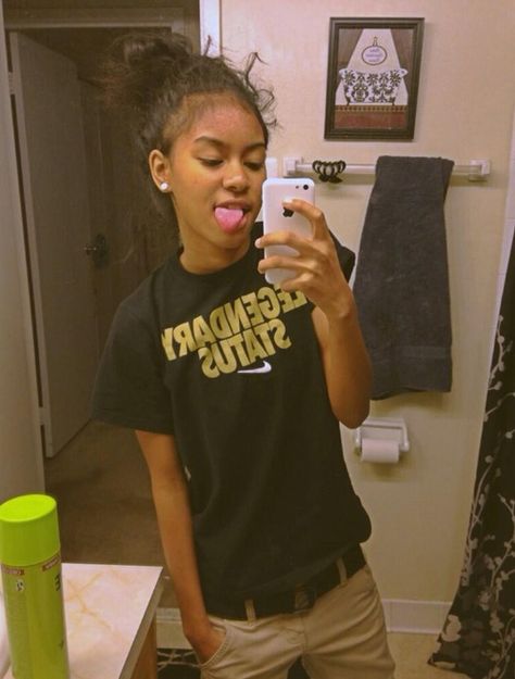 Jasmine Centina, Tomboy Outfits For School, Tomboy Outfits Cute, Tomboy Outfits Swag, Tomboy Swag, Lesbian Outfits, Hip Style, Girlfriend Goals, Future Outfit