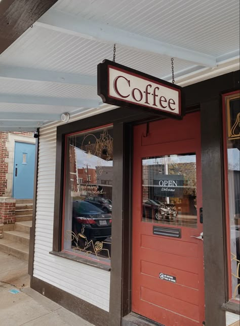 Small Town Cottage Aesthetic, Hometown Coffee Shop, Small Mountain Town Aesthetic, Small Town Coffee Shop Aesthetic, Summer Small Town, Small Town Vibes, Mountain Town Aesthetic, Little Town Aesthetic, Small Town Mystery Aesthetic