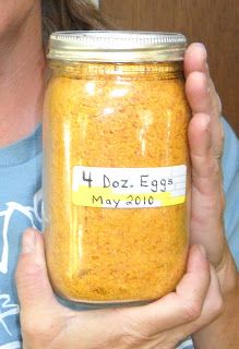 Great tutorial on dehyrating eggs for later use from Poverty Prepping: Dehydrating Eggs Dehydrate Eggs, Dehydrating Eggs, Food Dehydration, Canning Food Preservation, Canned Food Storage, Home Canning, Emergency Food, Dehydrated Food, Meals In A Jar