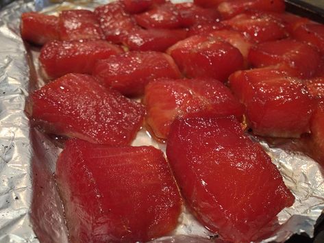 Candied Salmon Recipe, Bbq Salmon In Foil, Candied Salmon, Indian Candy, Salmon Ideas, Smoked Fish Recipe, Meat Sticks, Smoked Salmon Recipes, Hawaiian Dishes