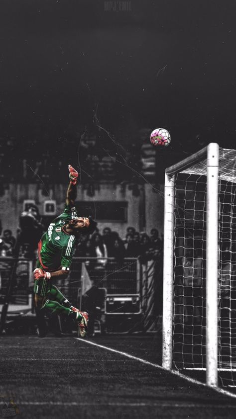 Goal Keeper Wallpaper, Goalkeeper Wallpaper Iphone, Buffon Wallpapers, Goalkeeper Wallpaper, Goalkeeper Saves, Football Dream, Juventus Team, Goal Keeper, Hype Wallpaper