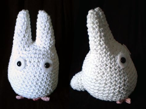 Little White Totoro by Corselia White Totoro, Crochet Totoro, Contest Winner, Crochet Stuff, First Place, White Crochet, Crochet Baby, Crochet Projects, Make It