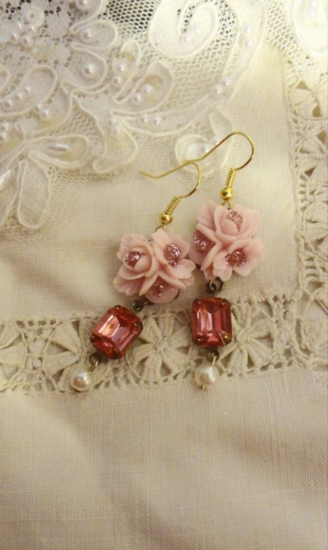 Shabby Chic Shades of Pink Earrings. Marie by BerthaLouiseDesigns, $23.95 Unique Pink Jewelry With Vintage Charm, Pink Vintage Jewelry With Charms, Bohemian Pink Jewelry With Vintage Charm, Earing Inspiration, 1920s Downton Abbey, Pink Handmade Vintage Flower Earrings, Shabby Chic Earrings, Resin Rose, Assemblage Earrings