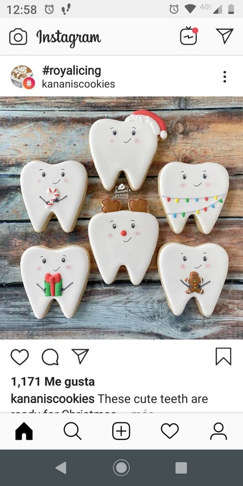 Tooth Cookies Decorated, Teeth Cookies, Tooth Cookies, Dental Christmas, Thank You Cookies, Dulces Halloween, Cookies Theme, Halloween Sugar Cookies, Hat Cookies