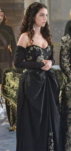 Season 1 episode 7 Reign Outfits, Reign Tv Show, Marie Stuart, Reign Fashion, Reign Dresses, Mary Dress, Queen Of Scots, Mary Stuart, Mary Queen Of Scots